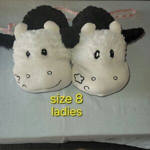 Cute Cow Slippers Size 8